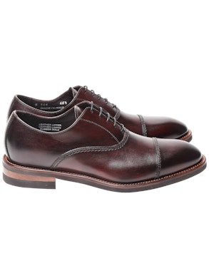 Bordeaux oxford shoes